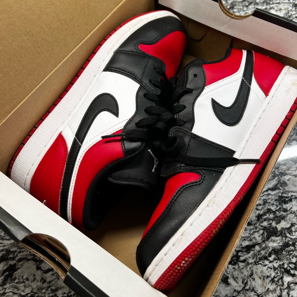 COPY - Jordan 1 Low Bred Toe